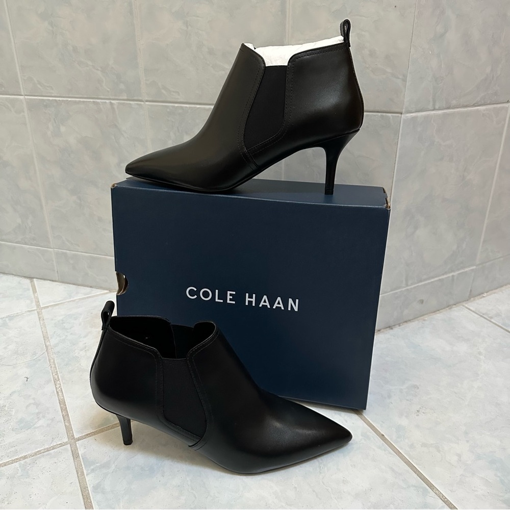 NWT Cole Haan Neely Women's Heeled Black Chelsea Boots Size 9